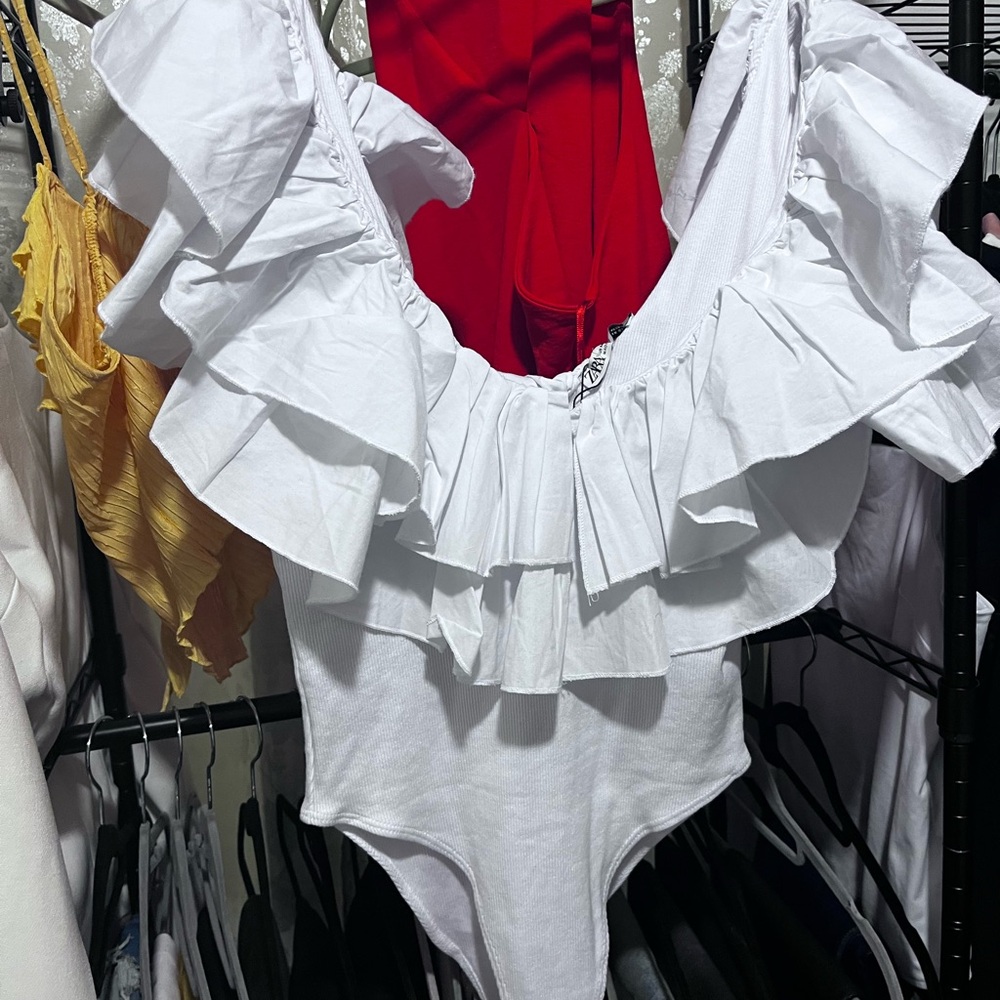 Zara White Ruffled Bodysuit Top